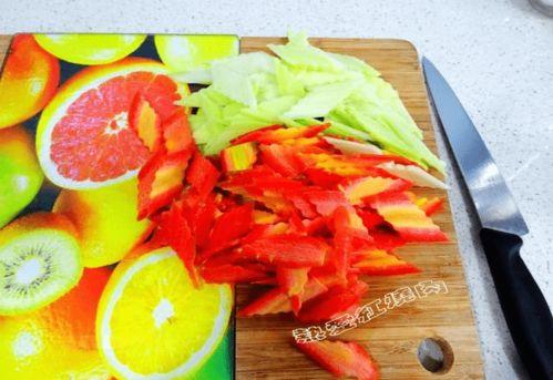 阿公的菜小菜爆料视频,揭秘家常美食背后的温馨故事  第3张